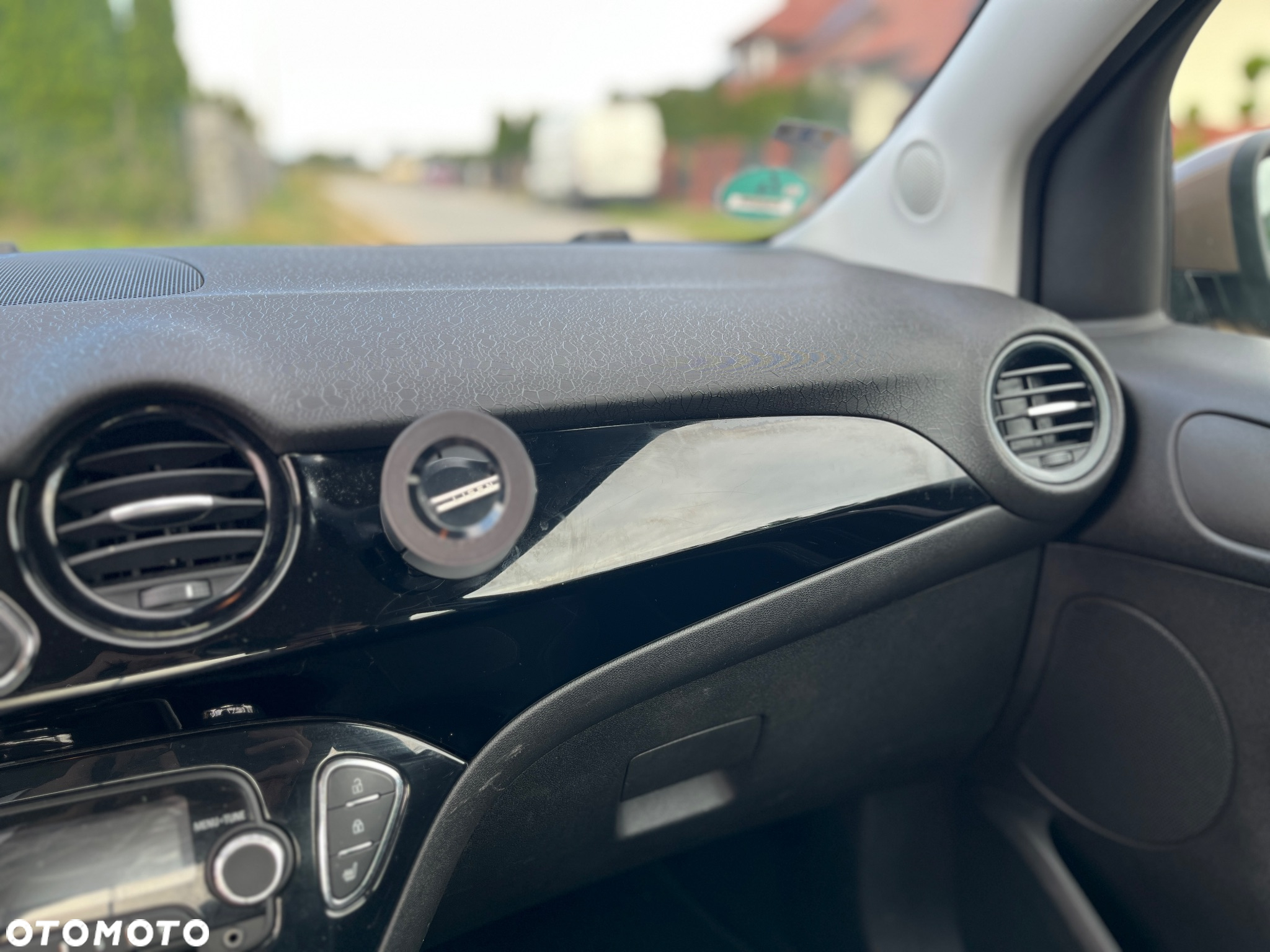 Opel Adam 1.2 Glam S&S - 15