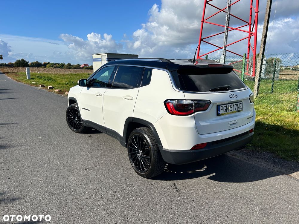 Jeep Compass - 12