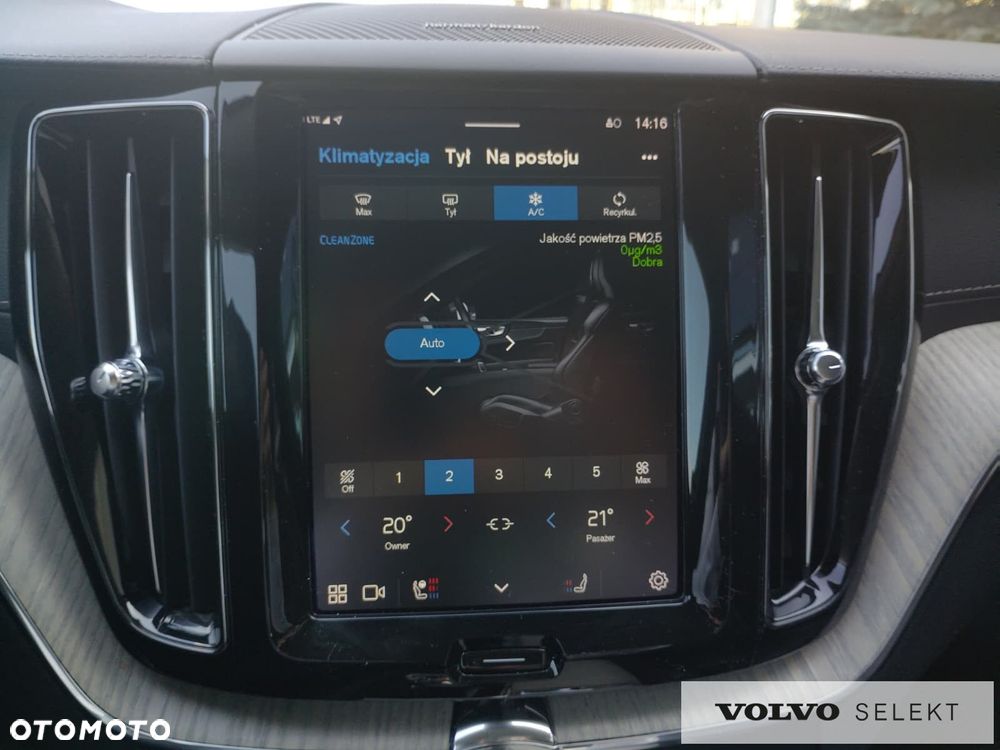 Volvo XC 60 - 33