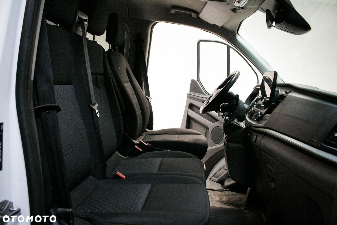 Ford Transit Custom - 19