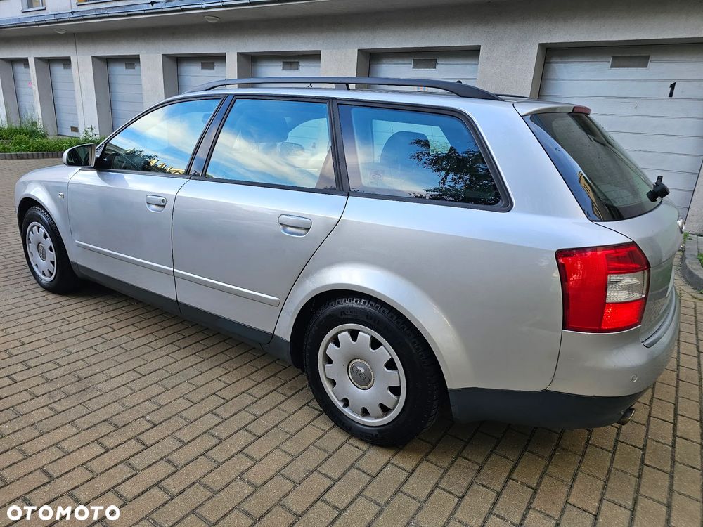 Audi A4 Avant - 6