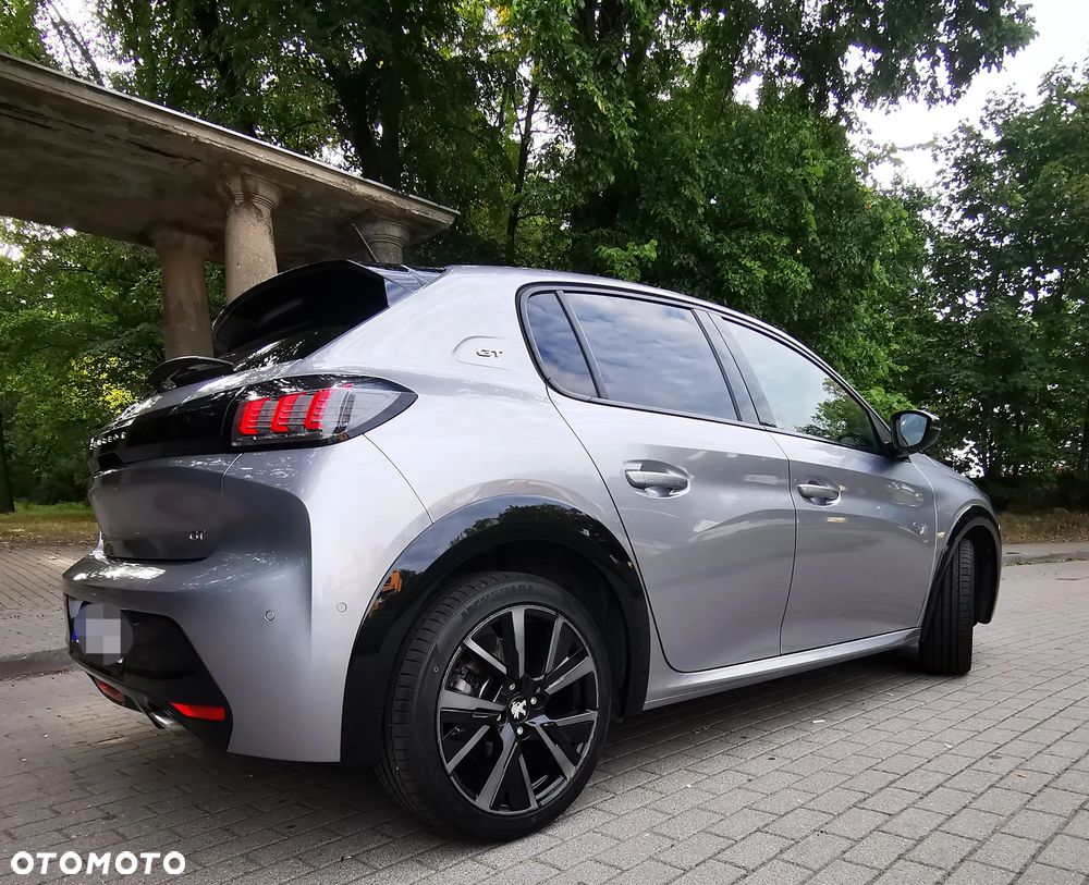 Peugeot 208 1.2 T Allure S&S - 11