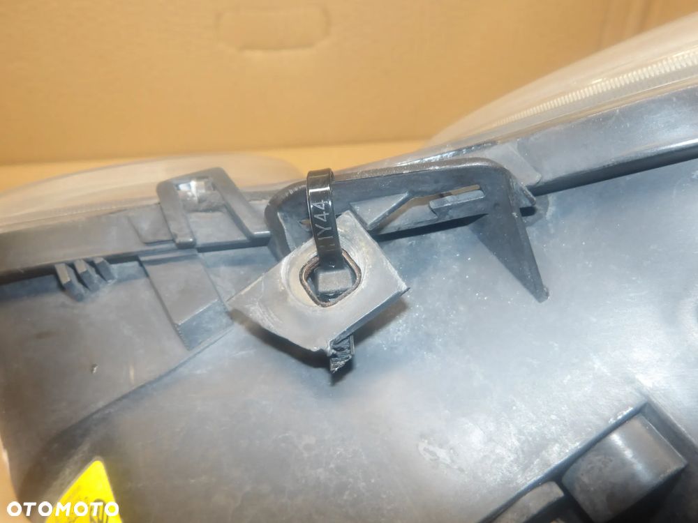 VW POLO IV 9N 5D (01-08) 1.2B LAMPA PRAWA LEWA PRZEDNIA PRZÓD 6Q1941008M 6Q1941007M - 9