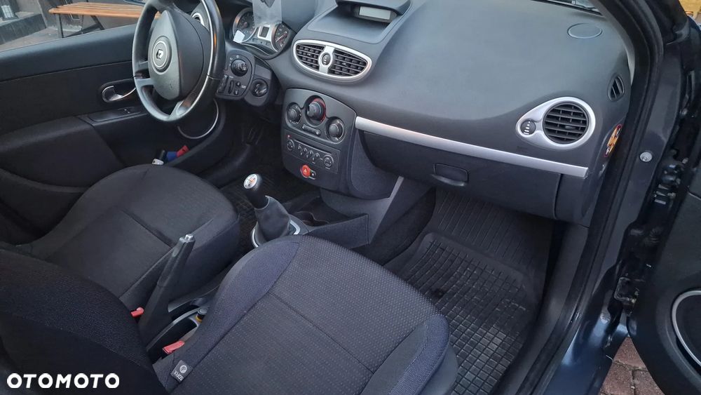 Renault Clio 1.2 16V 75 Dynamique - 6