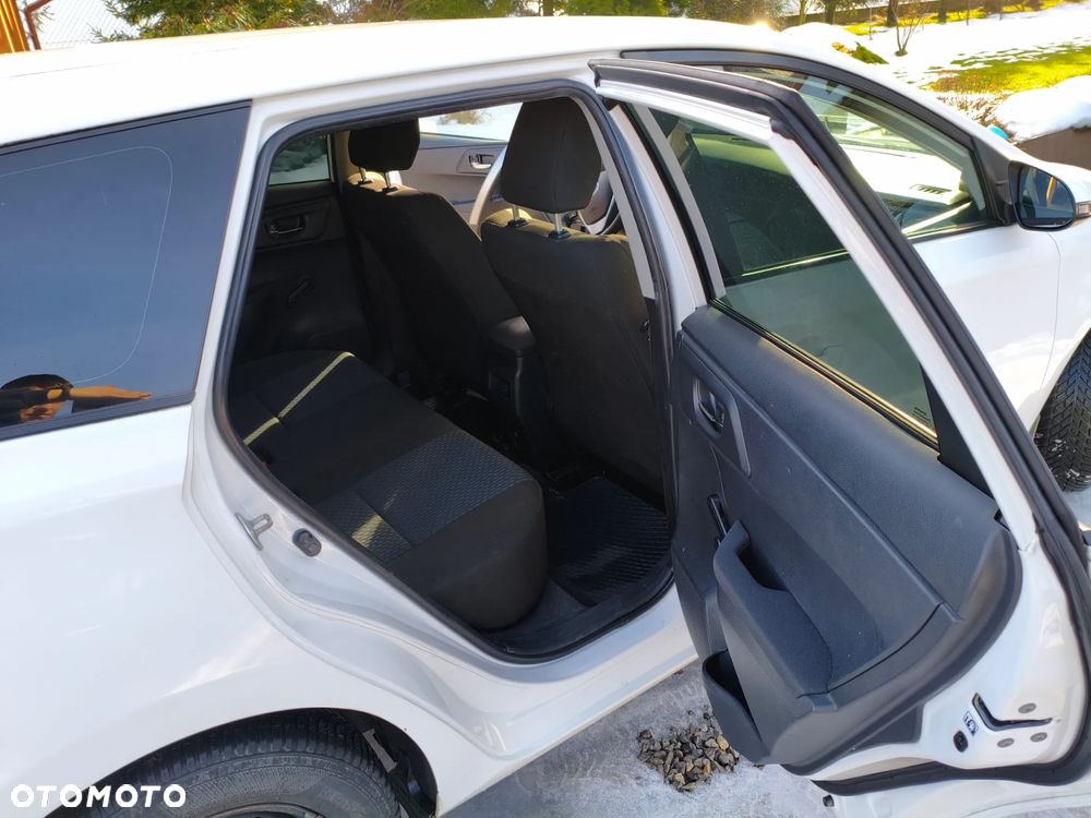 Toyota Auris 1.4 D-4D Active - 16