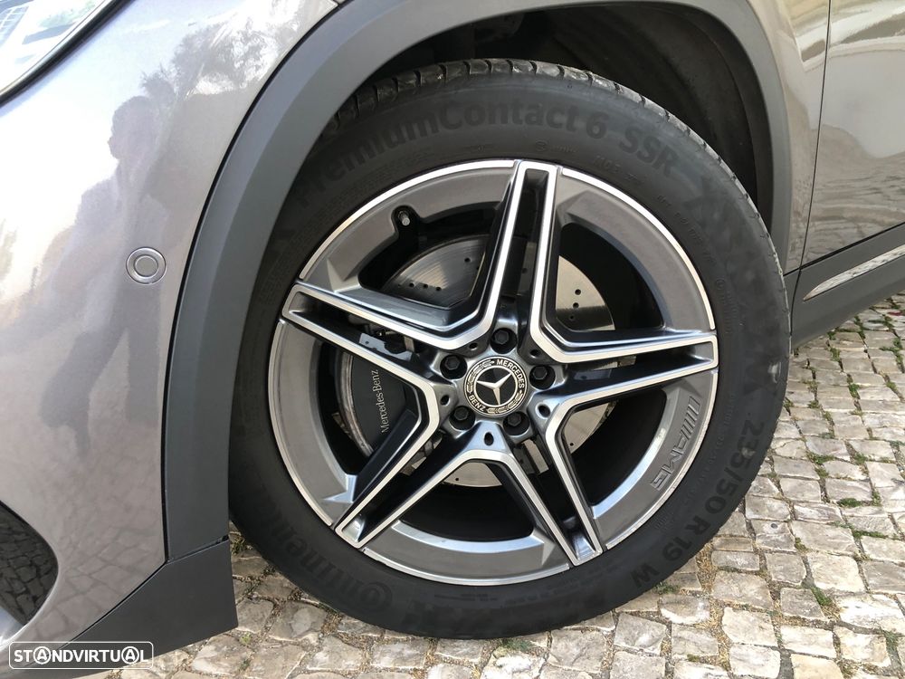 Mercedes-Benz GLA 180 d AMG Line - 16