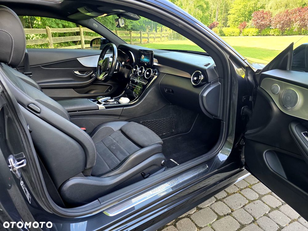 Mercedes-Benz Klasa C 300 4MATIC 9G-TRONIC - 8