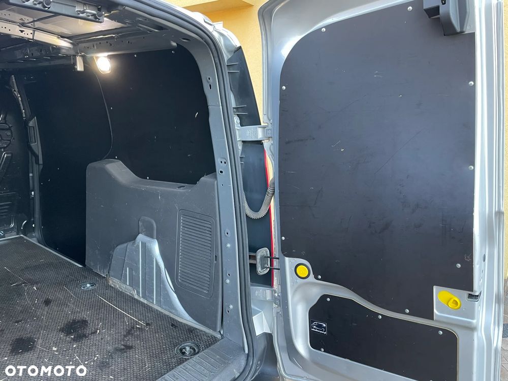 Ford TRANSIT CONNECT - 11