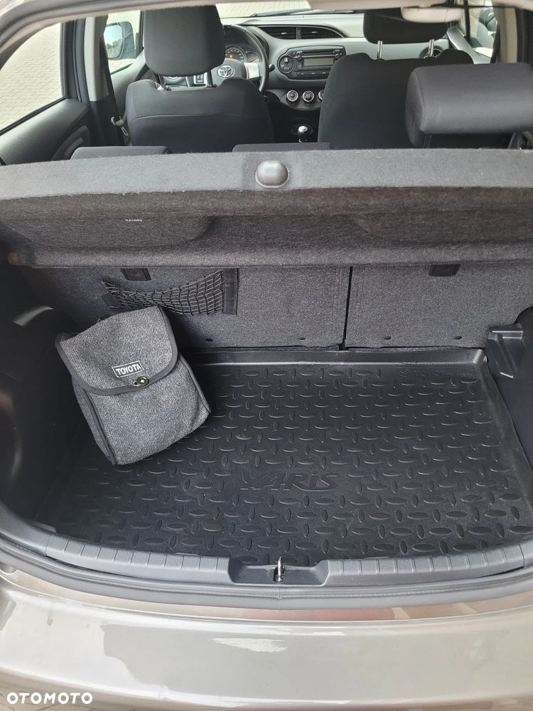 Toyota Yaris 1.33 Active EU6 - 22