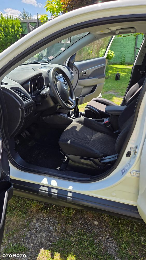 Mitsubishi ASX 1.6 Invite - 16