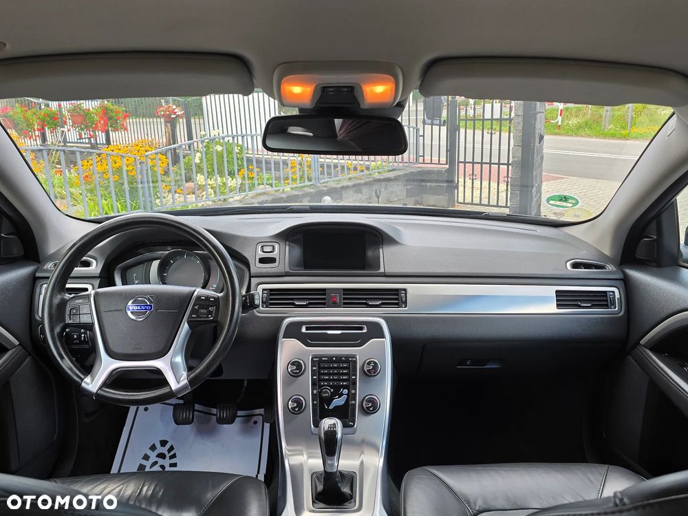 Volvo V70 D4 Summum - 24