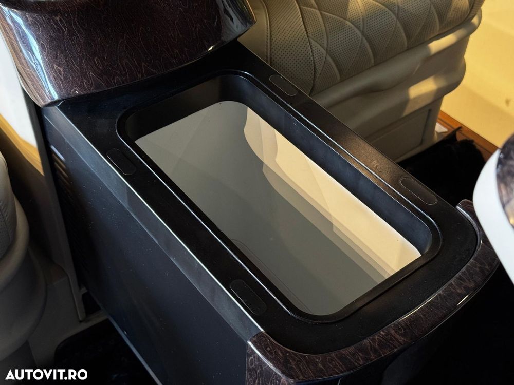 Mercedes-Benz V 300 d Extralung Avantgarde - 28