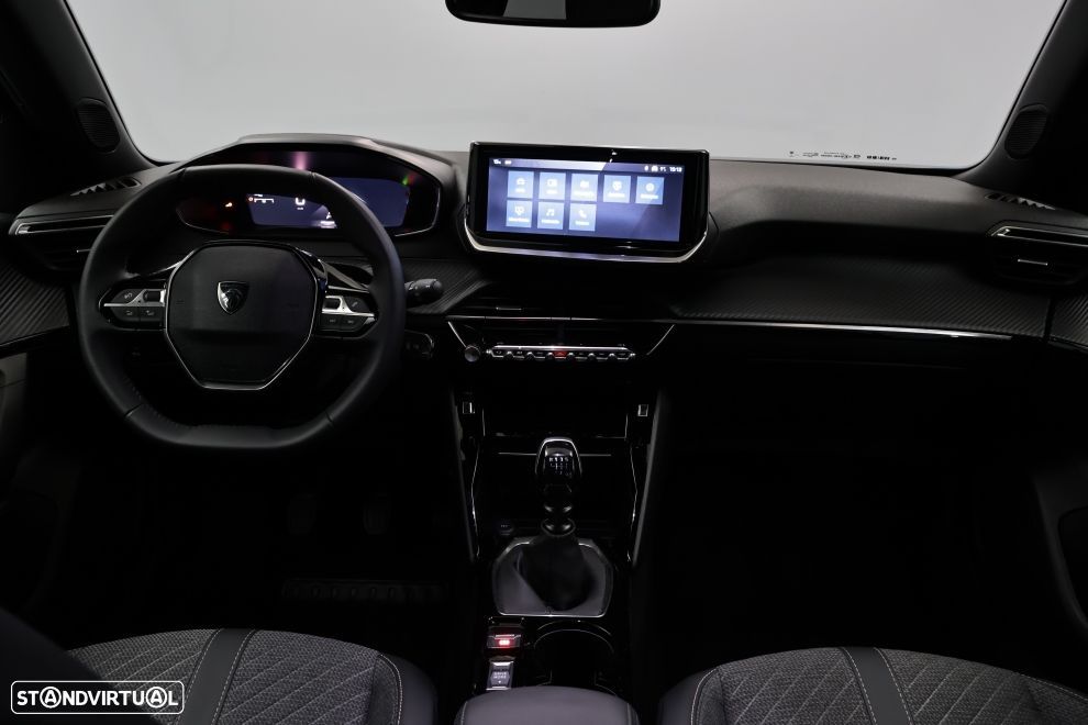Peugeot 2008 1.2 PureTech Allure - 19