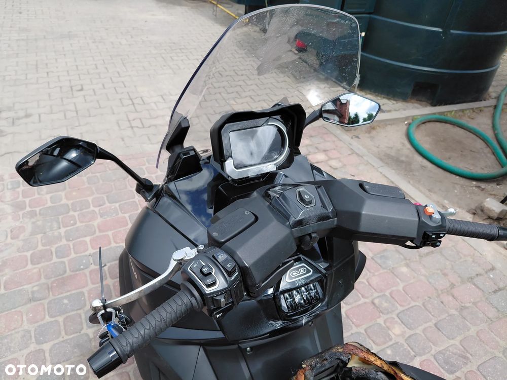 Kymco CV3 - 18