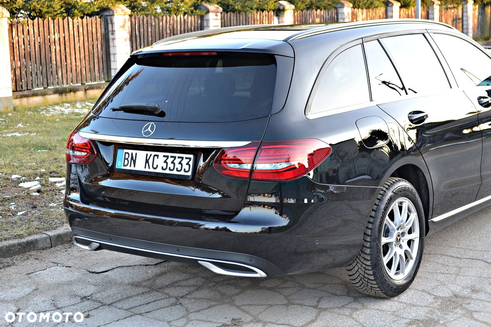 Mercedes-Benz Klasa C 220 d 9G-TRONIC Exclusive - 17