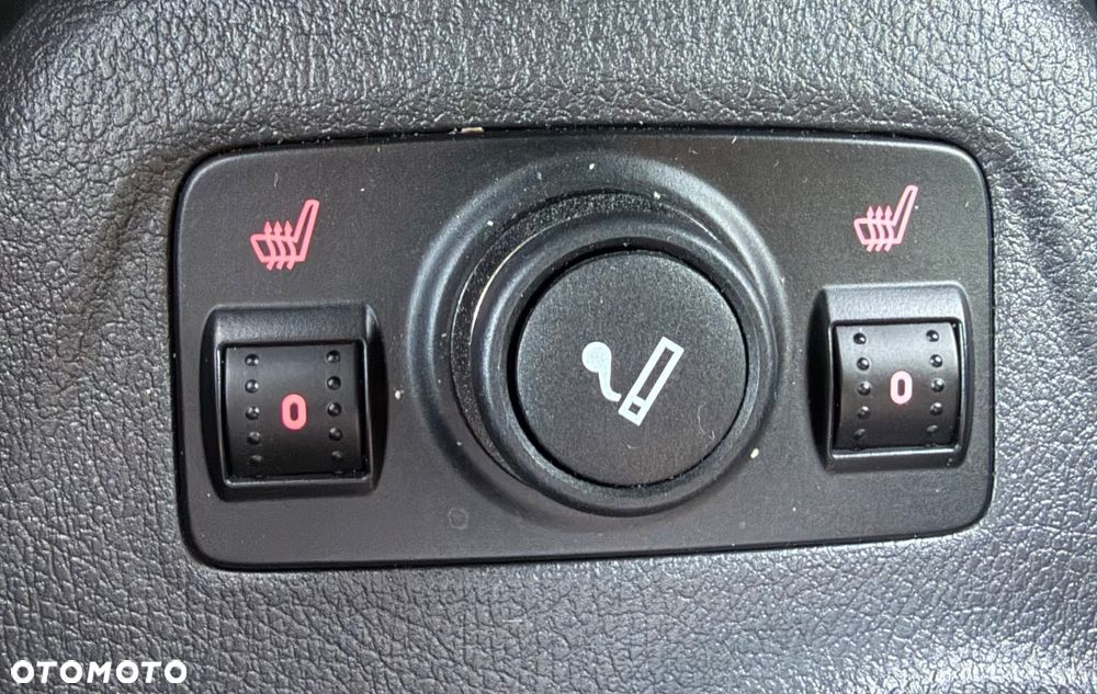 Ford Tourneo Connect 1.5 TDCi Start-Stop Titanium - 20
