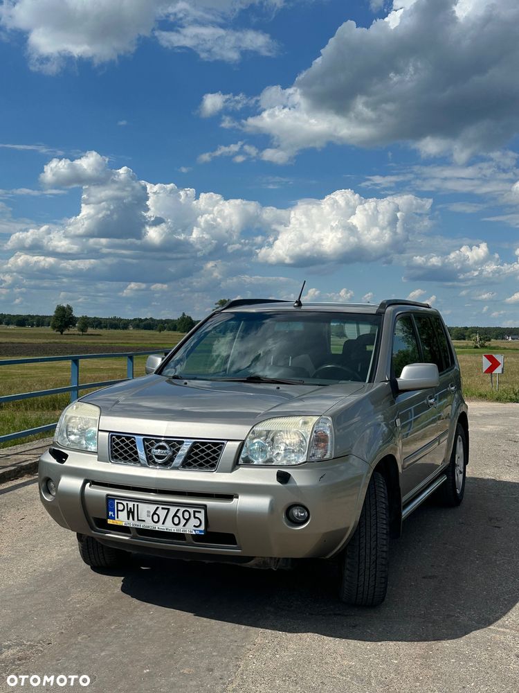 Nissan X-Trail - 1