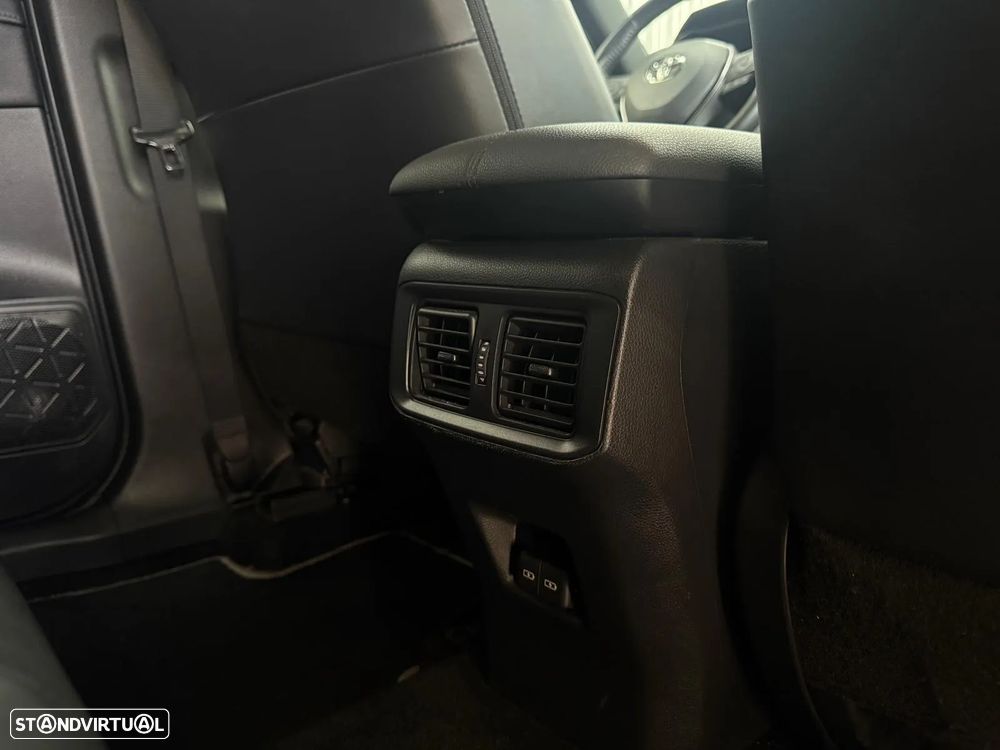 Toyota RAV4 2.5 HDF Square Collection - 22