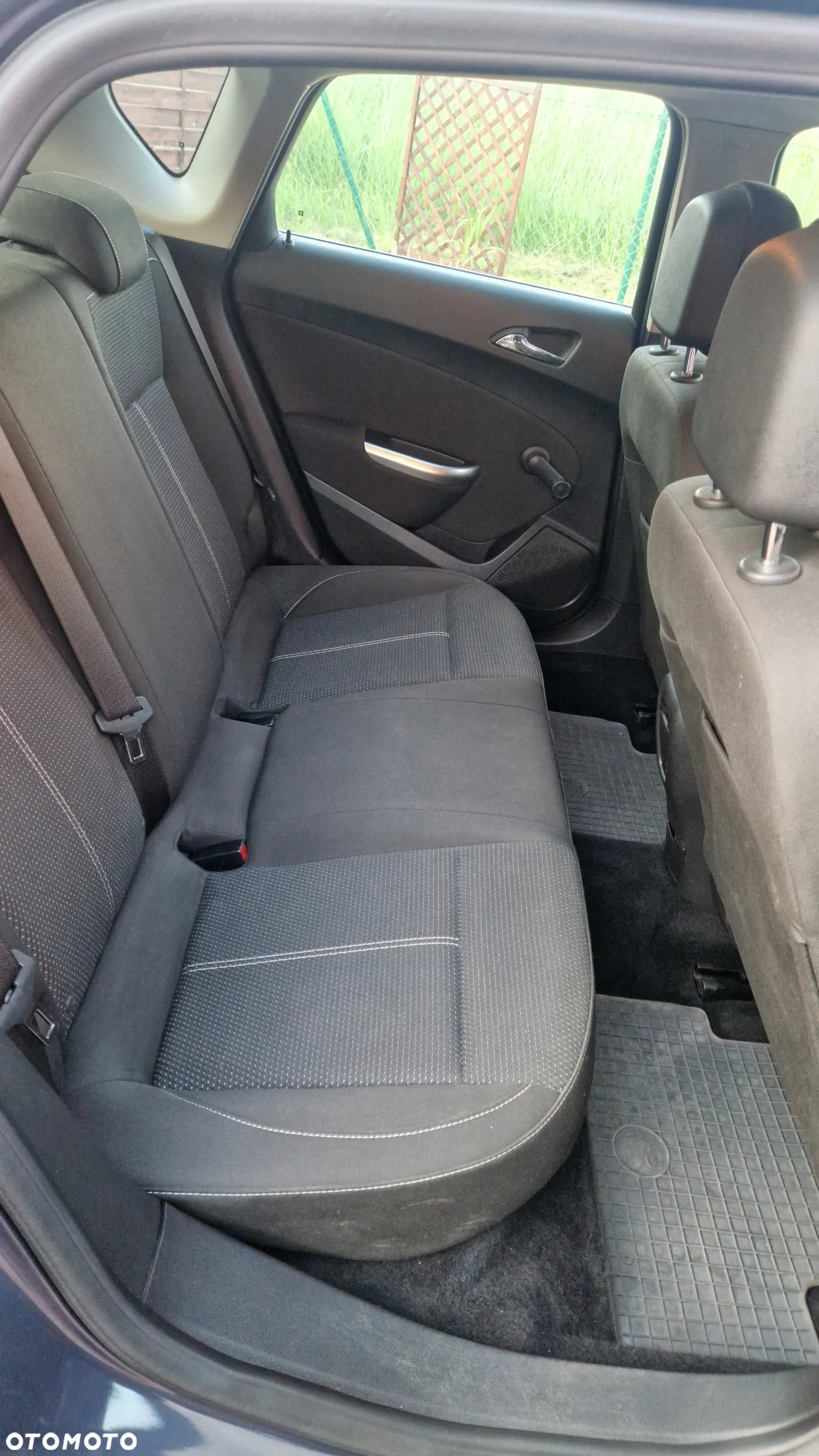 Opel Astra IV 1.4 Sport - 15