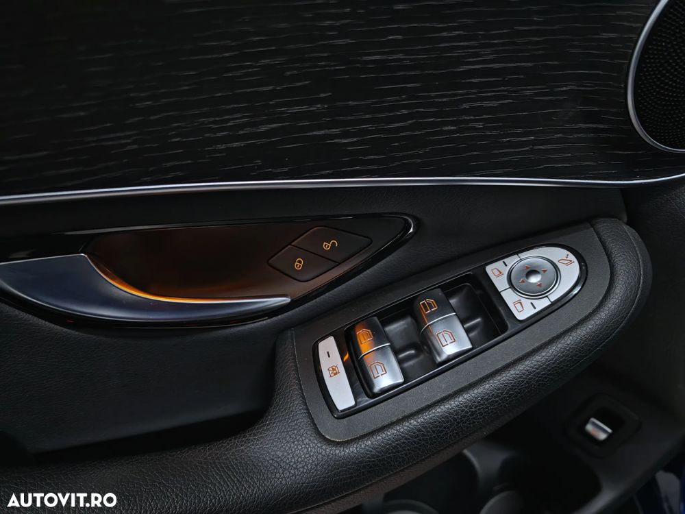 Mercedes-Benz GLC 220 d 4MATIC 9G-TRONIC - 31