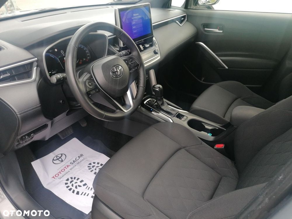 Toyota Corolla Cross - 14