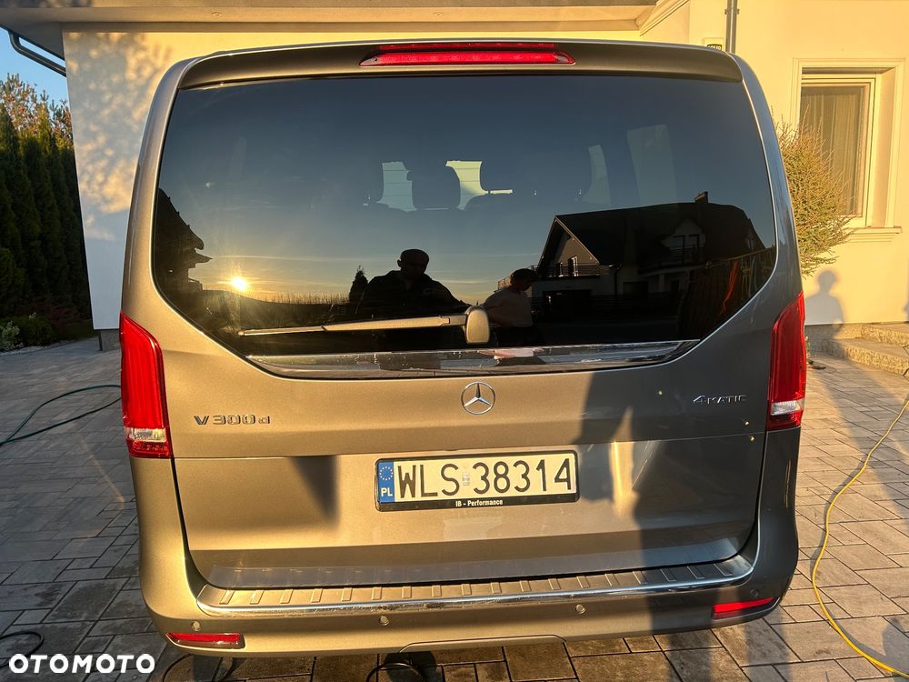 Mercedes-Benz Klasa V 300 d lang 4Matic 9G-TRONIC Exclusive Edition - 5