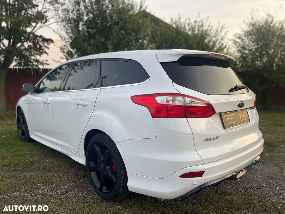 Ford Focus Turnier 1.6 EcoBoost Start-Stopp-System Titanium - 5