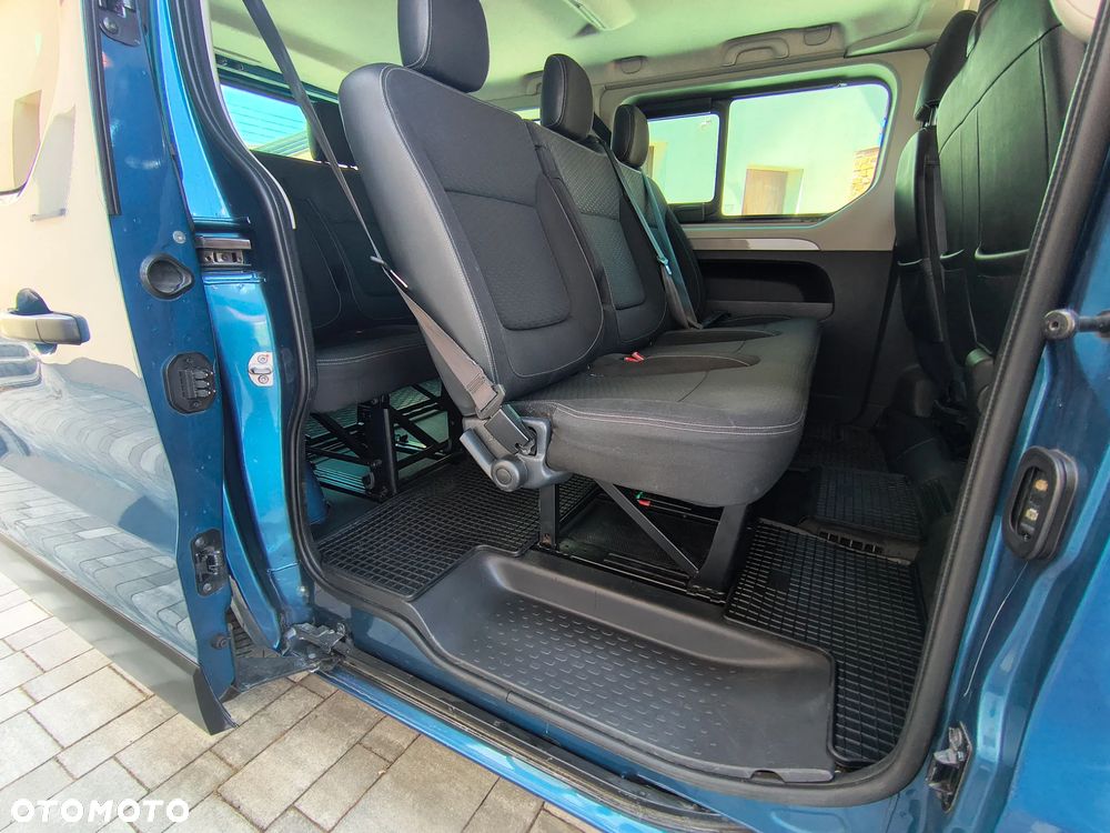 Opel Vivaro - 24