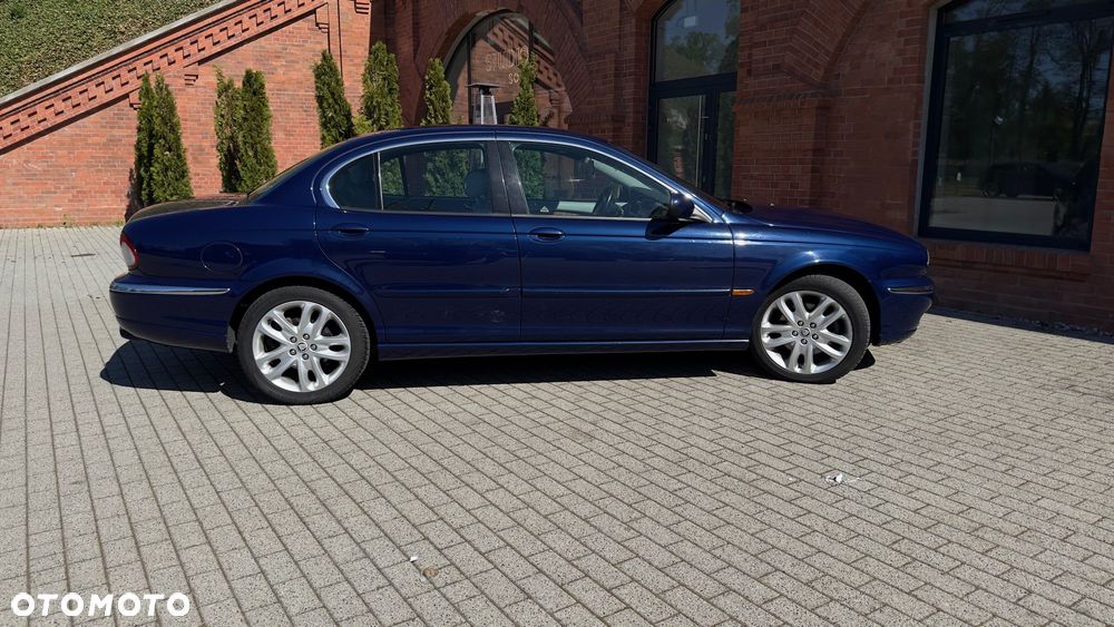 Jaguar X-Type 3.0 V6 4x4 Executive - 21