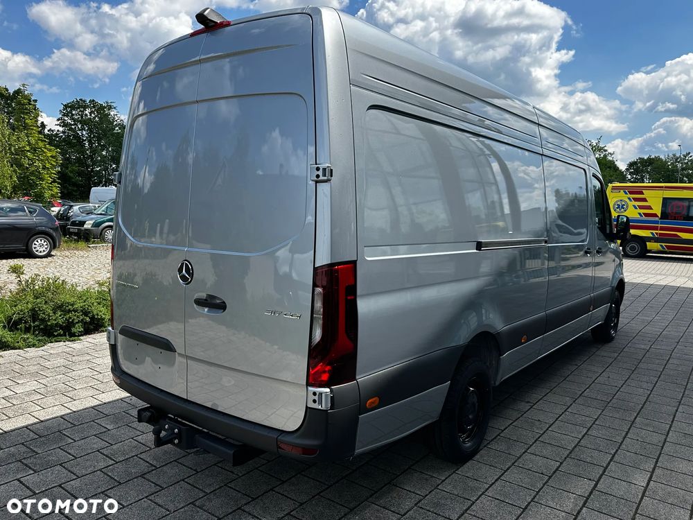 Mercedes-Benz Sprinter - 7