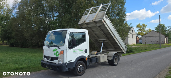 Nissan Cabstar