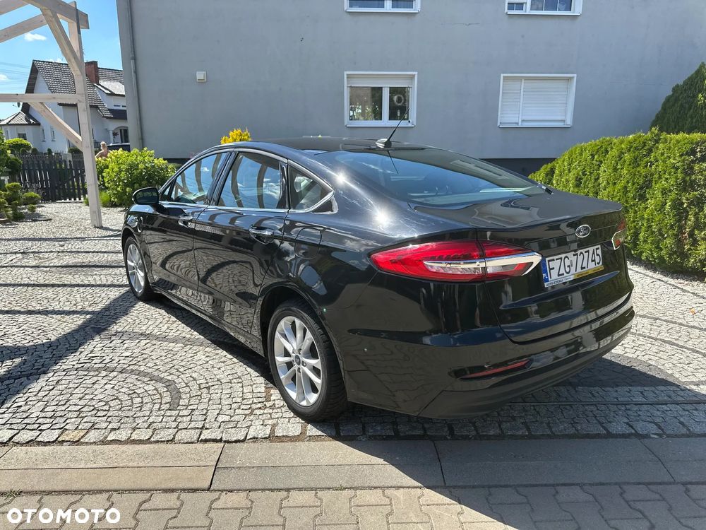 Ford Mondeo 2.0 Hybrid Titanium - 20