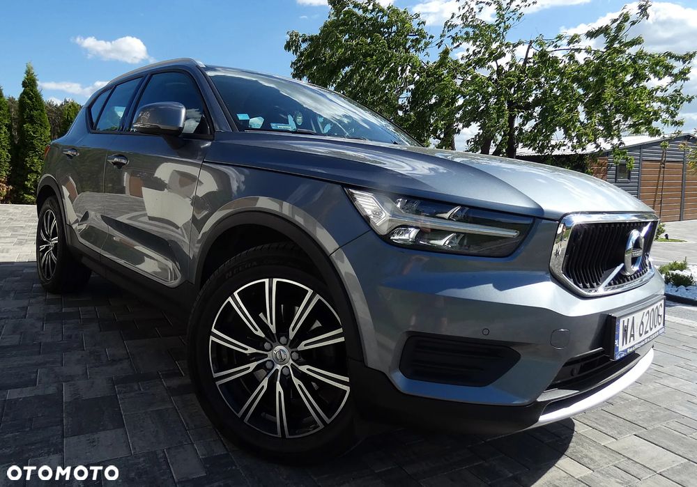 Volvo XC 40 D4 AWD Momentum (Intro Edition) - 32