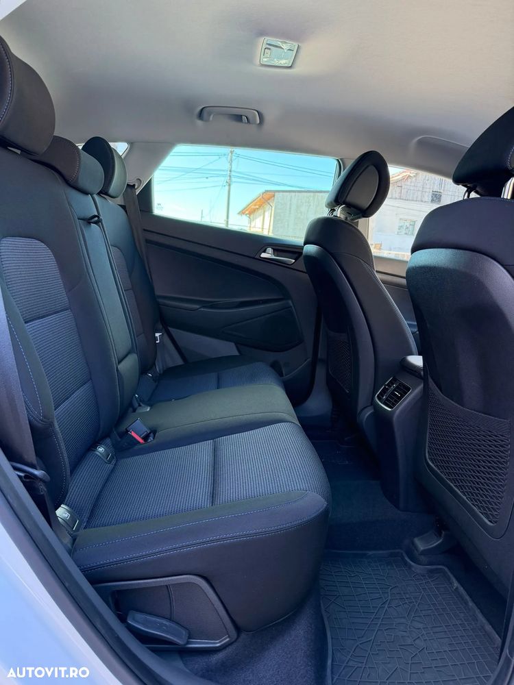 Hyundai Tucson blue 1.7 CRDi 2WD DCT Advantage - 17