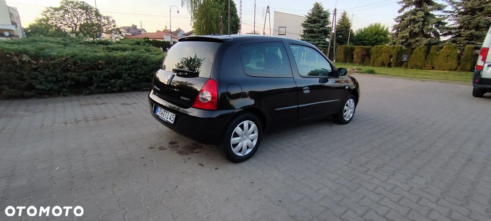 Renault Clio 1.2 16V Campus - 3
