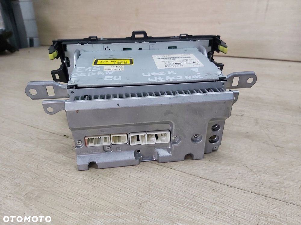 Toyota Corolla E15 radio odtwarzacz 86120-12B00 - 4