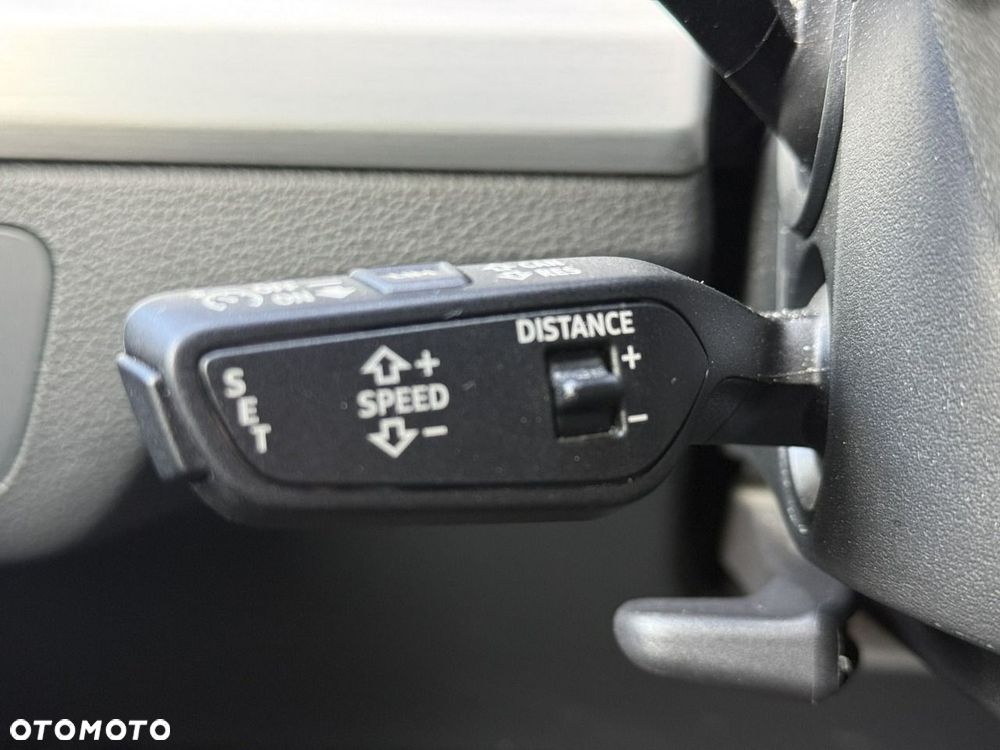 Audi Q5 55 TFSI e Quattro S Line S tronic - 24