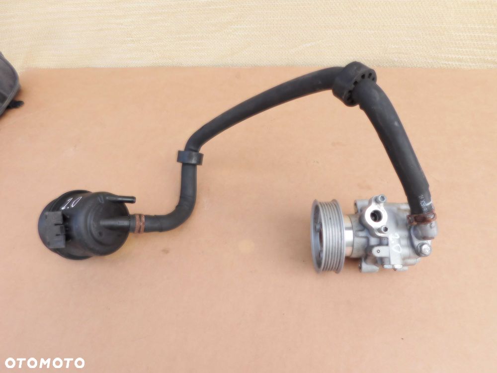 Pompa wspomagania Crafter 2.0 TDI ze zbiorniczkiem 11-17 zamiennik