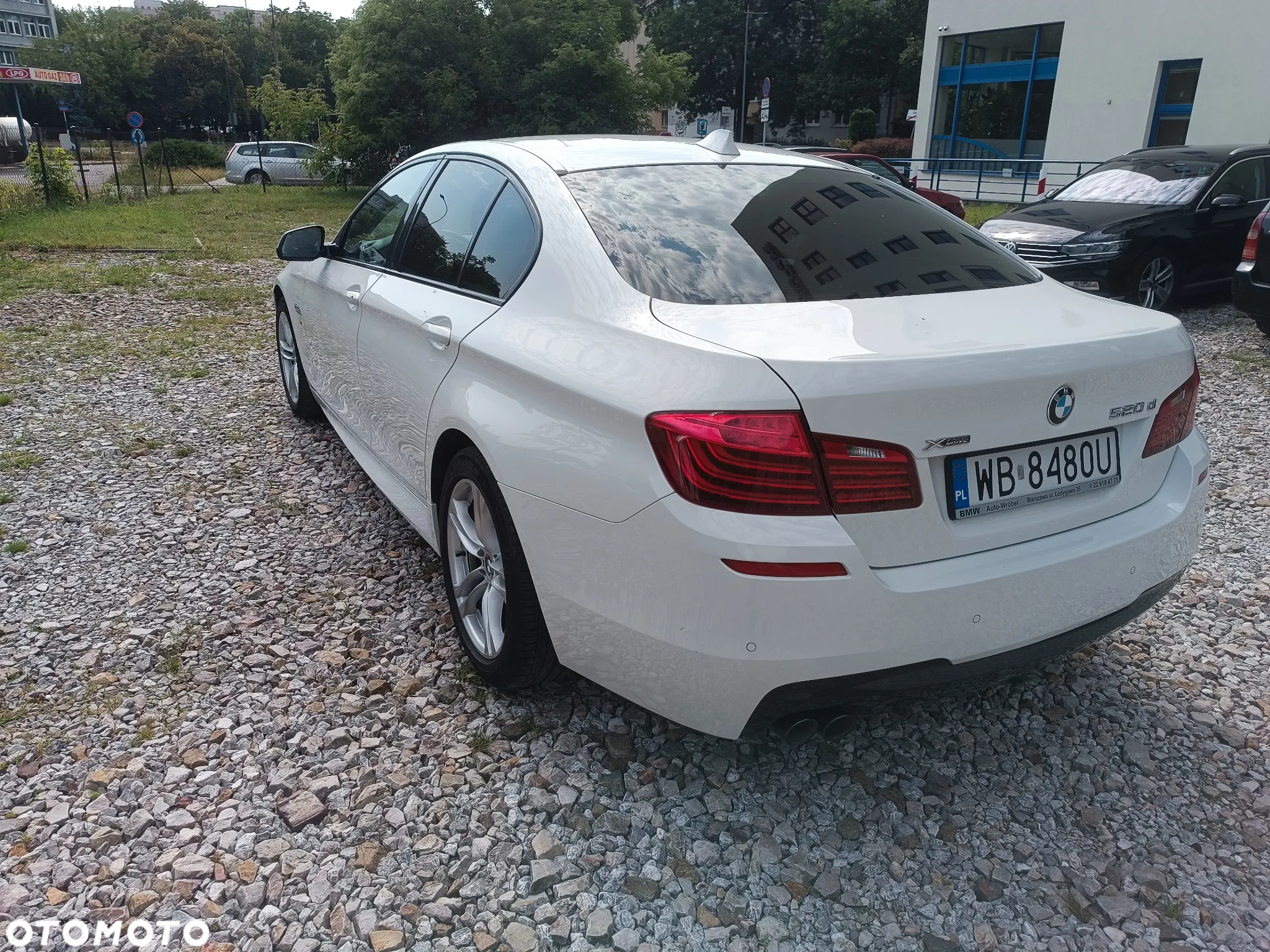 BMW Seria 5 520d xDrive - 10