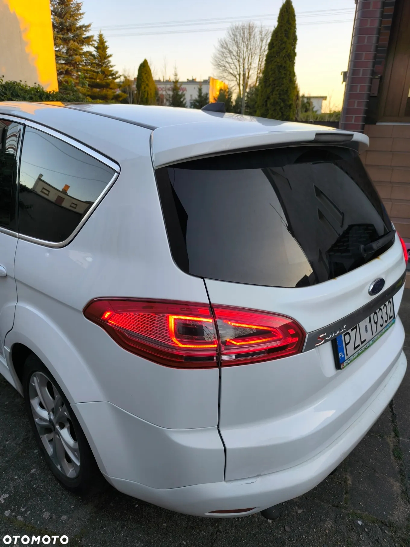 Ford S-Max 2.0 TDCi DPF Titanium - 3