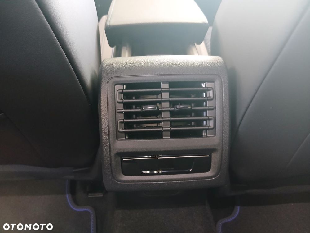 Volkswagen Golf 2.0 TSI 4Motion R DSG - 22