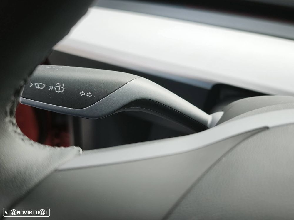 Tesla Model 3 Long Range Tração Integral - 32