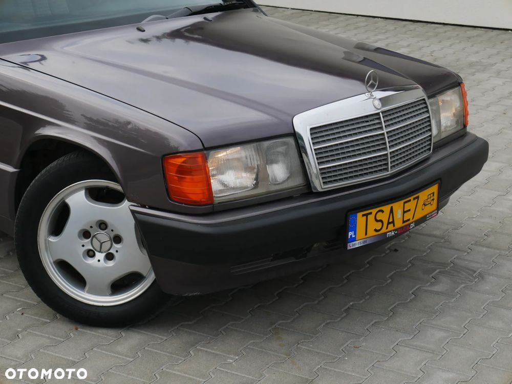Mercedes-Benz W201 (190) - 15