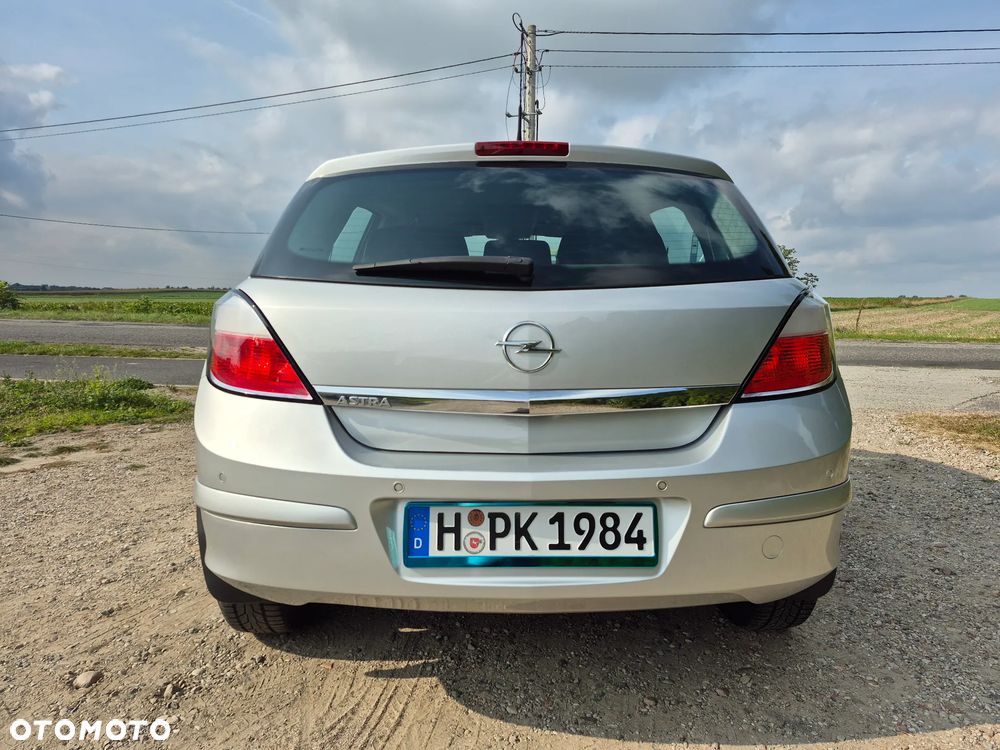 Opel Astra - 4