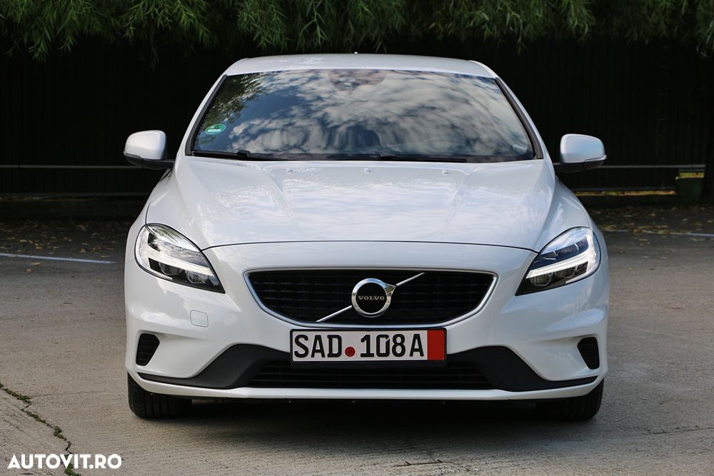Volvo V40 D3 Aut. R-Design - 10