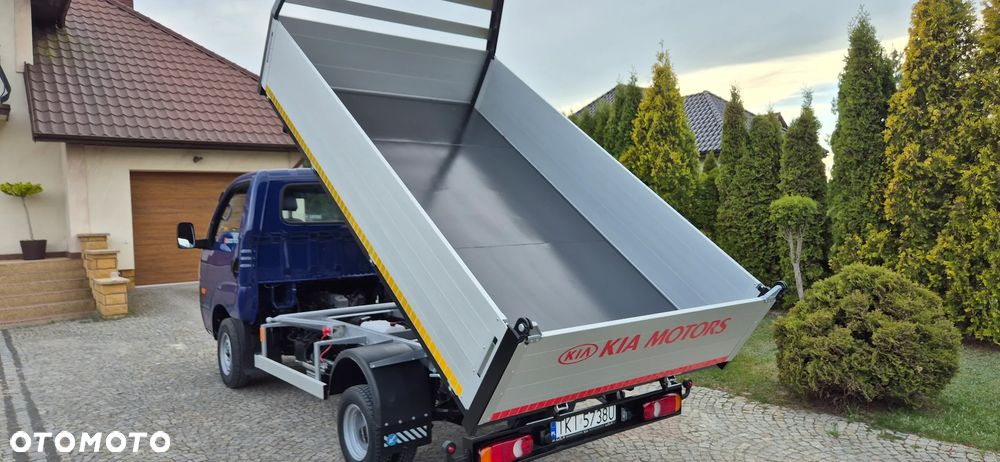 Kia K2500 - 26