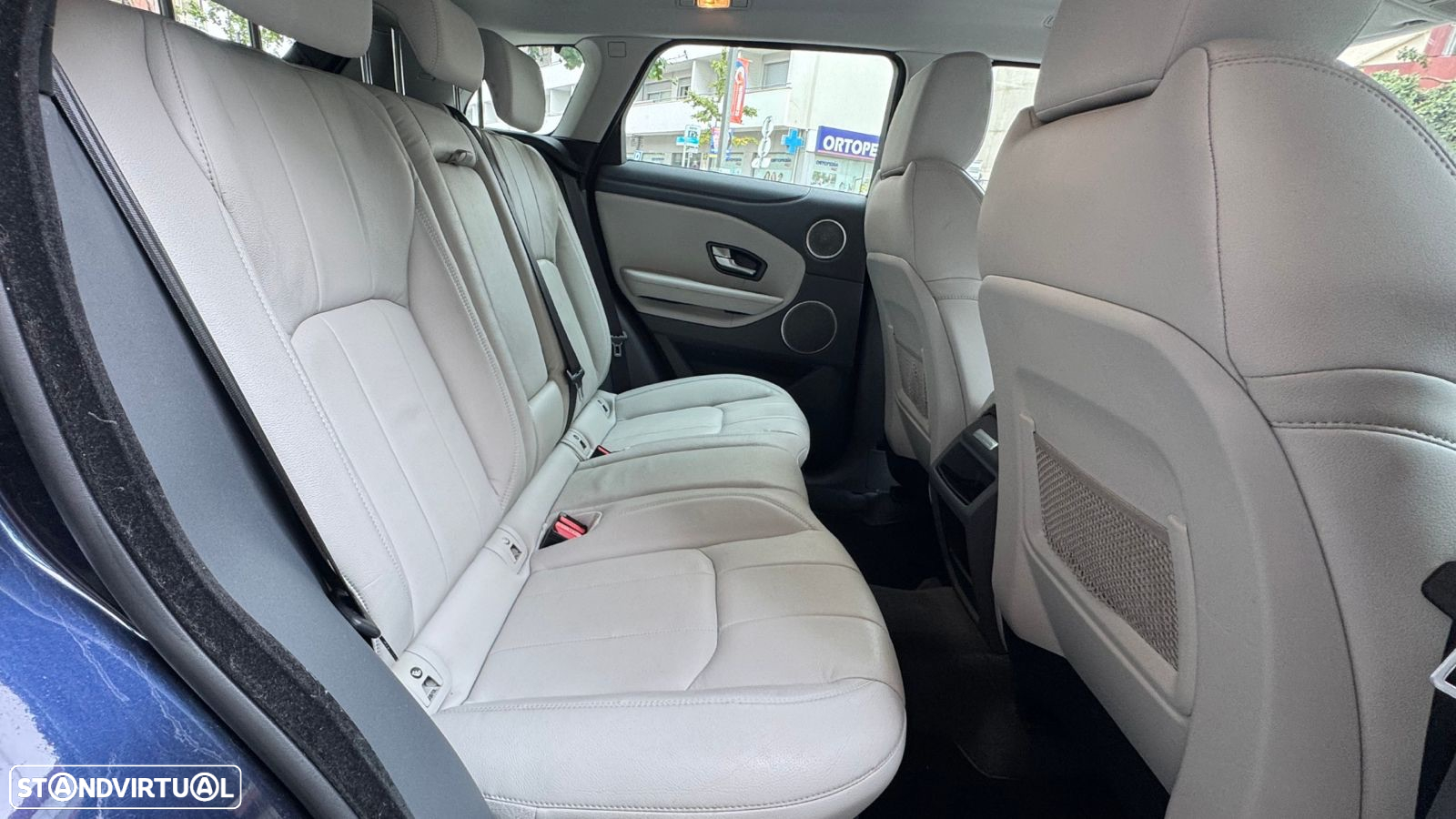 Land Rover Range Rover Evoque 2.0 D150 - 8