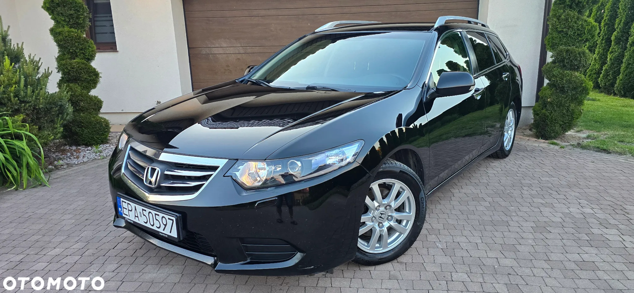 Honda Accord - 2