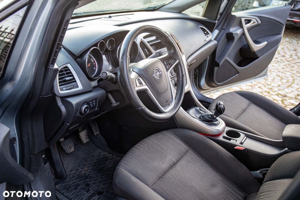 Opel Astra III 1.6 - 9