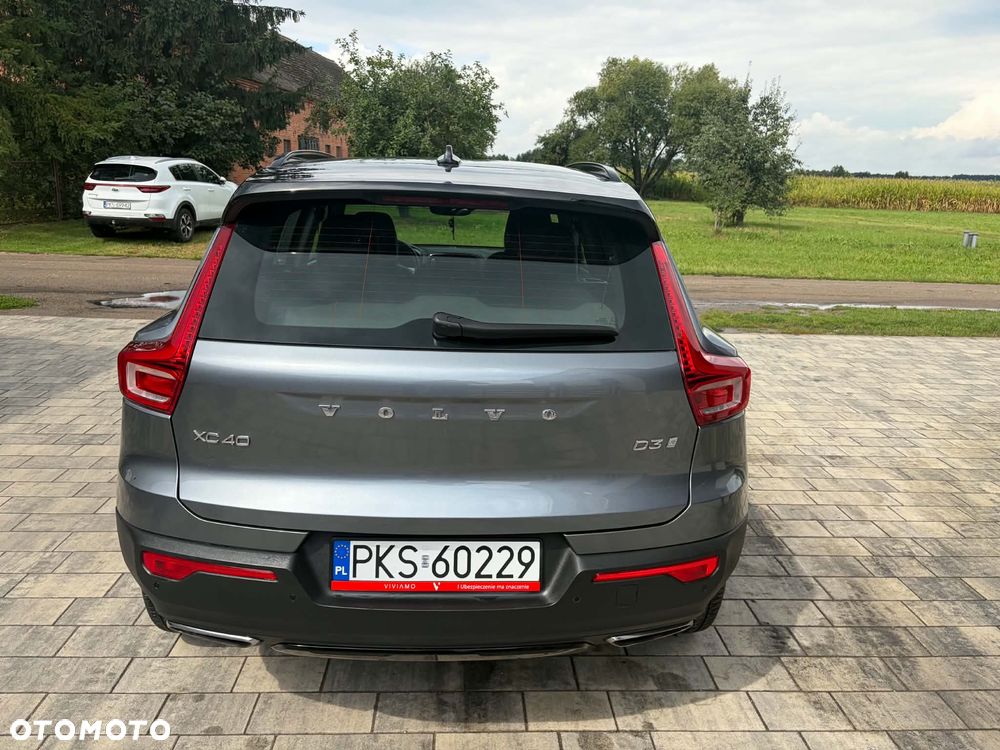 Volvo XC 40 D3 R-Design - 9